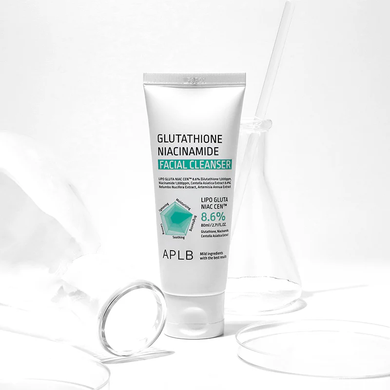 Glutathione Niacinamide Facial Cleanser - Image 5