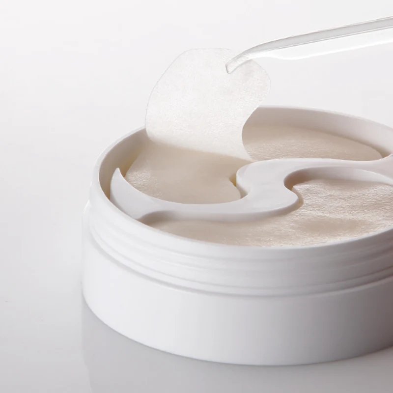B-Glucan Deep Firming Eye Mask - Image 3