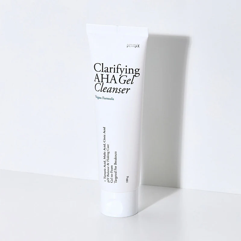 Clarifying AHA Gel Cleanser - Image 7